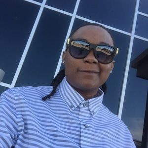 Meet your Posher, Cj